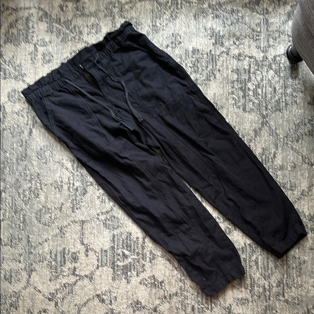 Madewell Black Tapered-Fit Ankle-Length Drawstring Waist Casual Pants - Size S